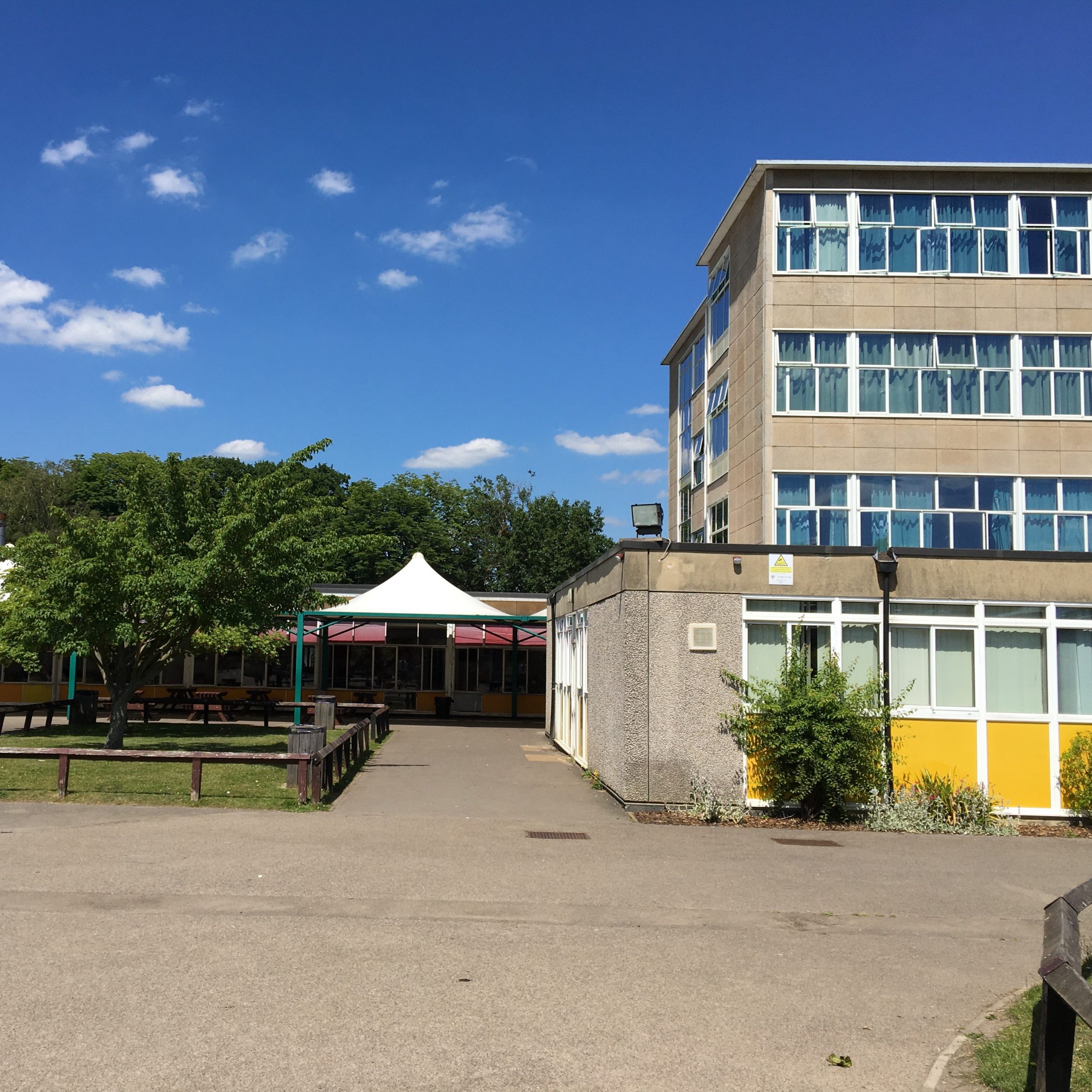 St Crispin's School, Wokingham
